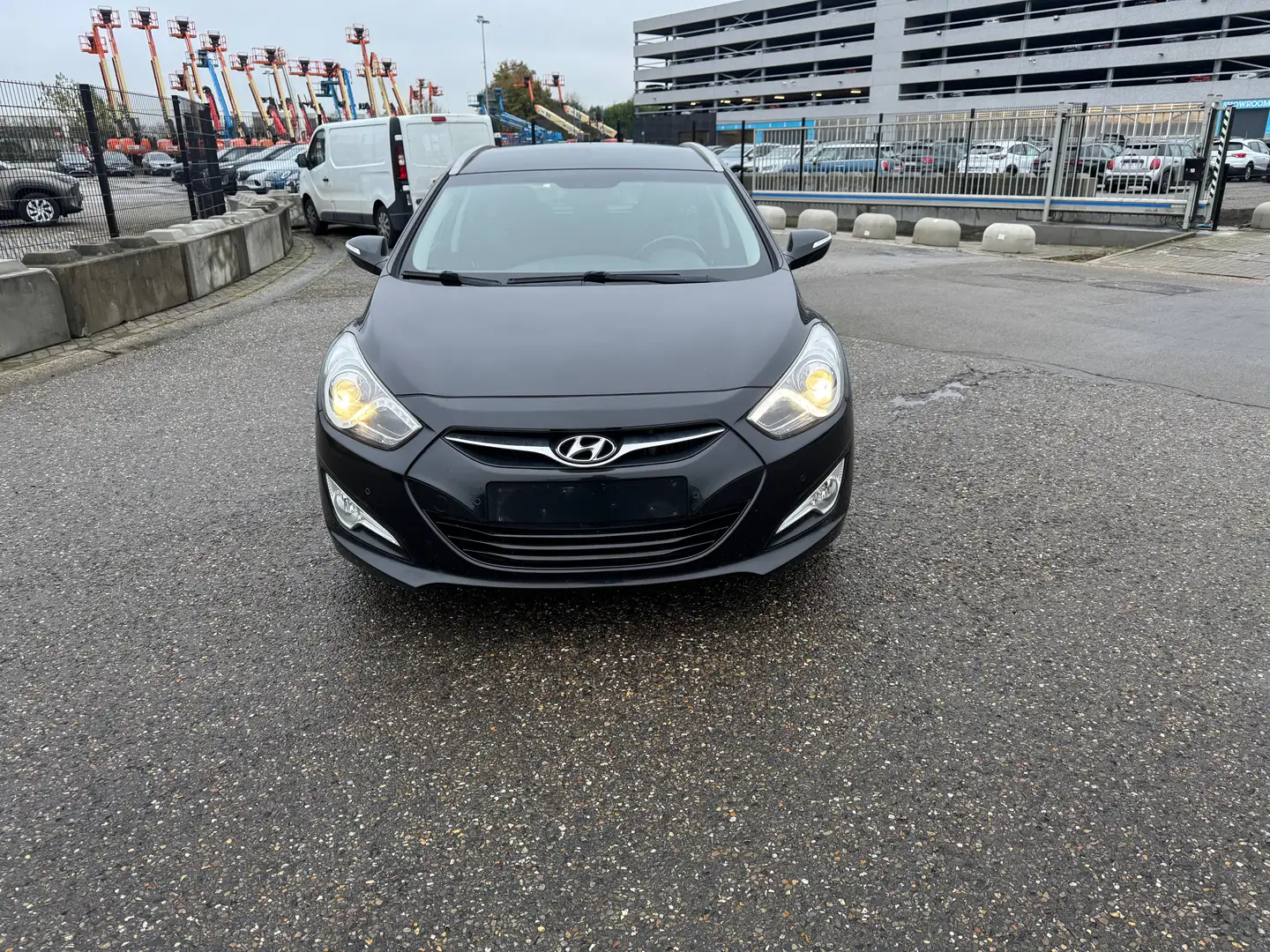 Hyundai i40 i40 SW 1.7 CRDi Blue Drive Noir - 2