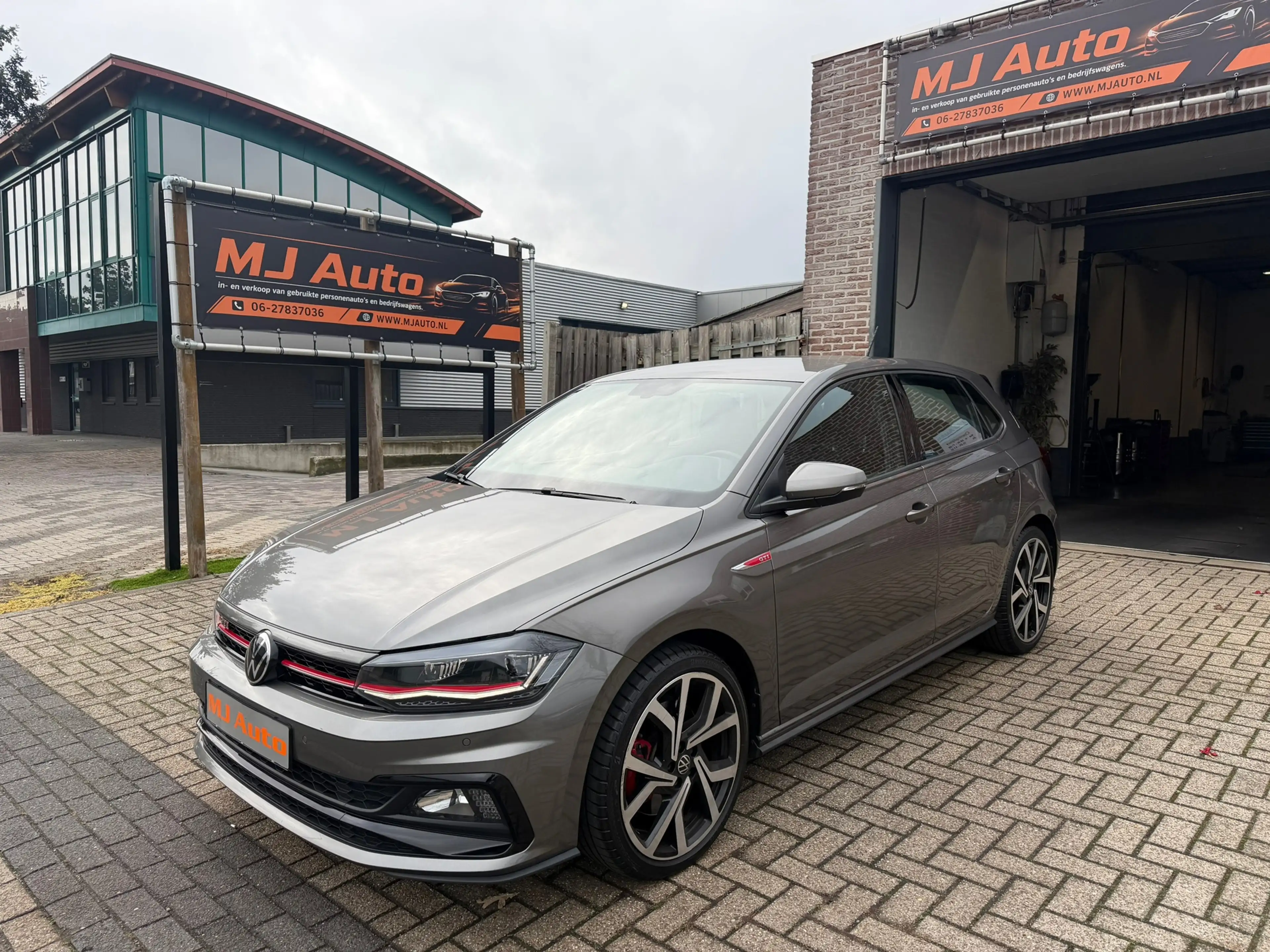 Volkswagen Polo GTI 2.0 TSI virtual LED carplay — photo 6