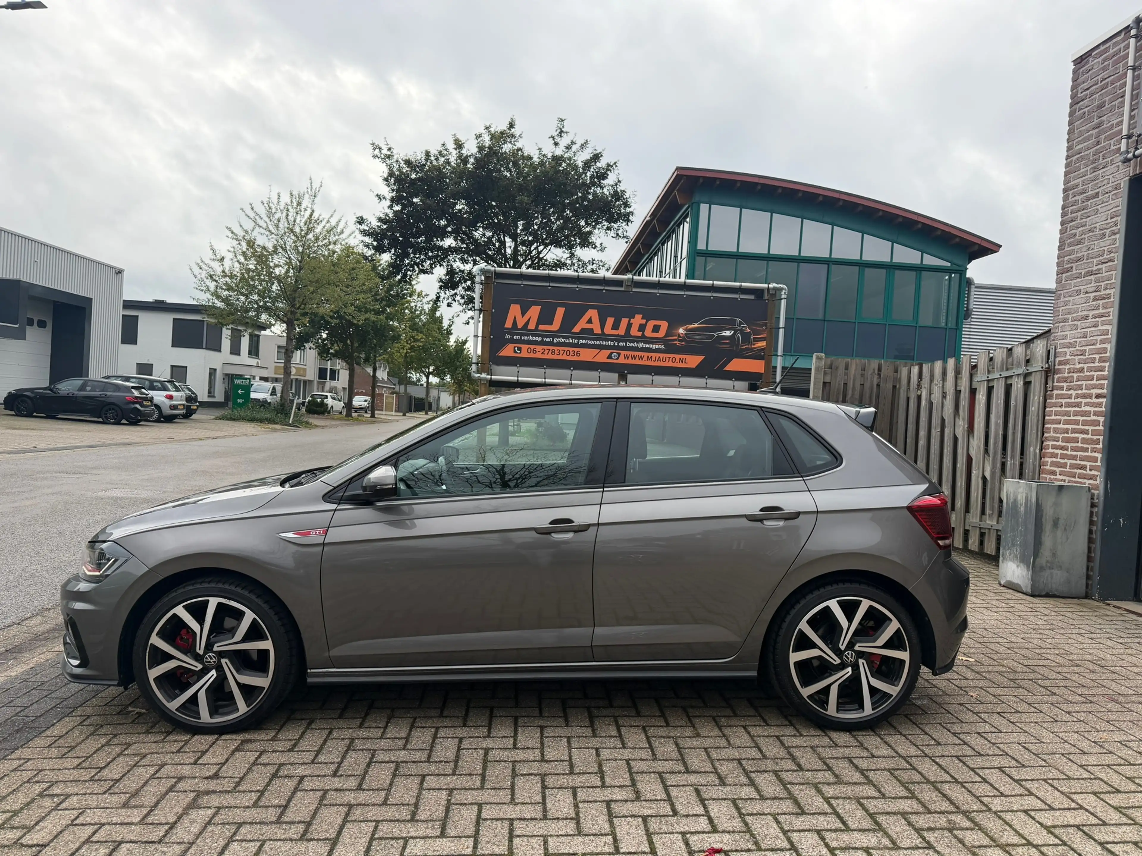 Volkswagen Polo GTI 2.0 TSI virtual LED carplay — photo 5