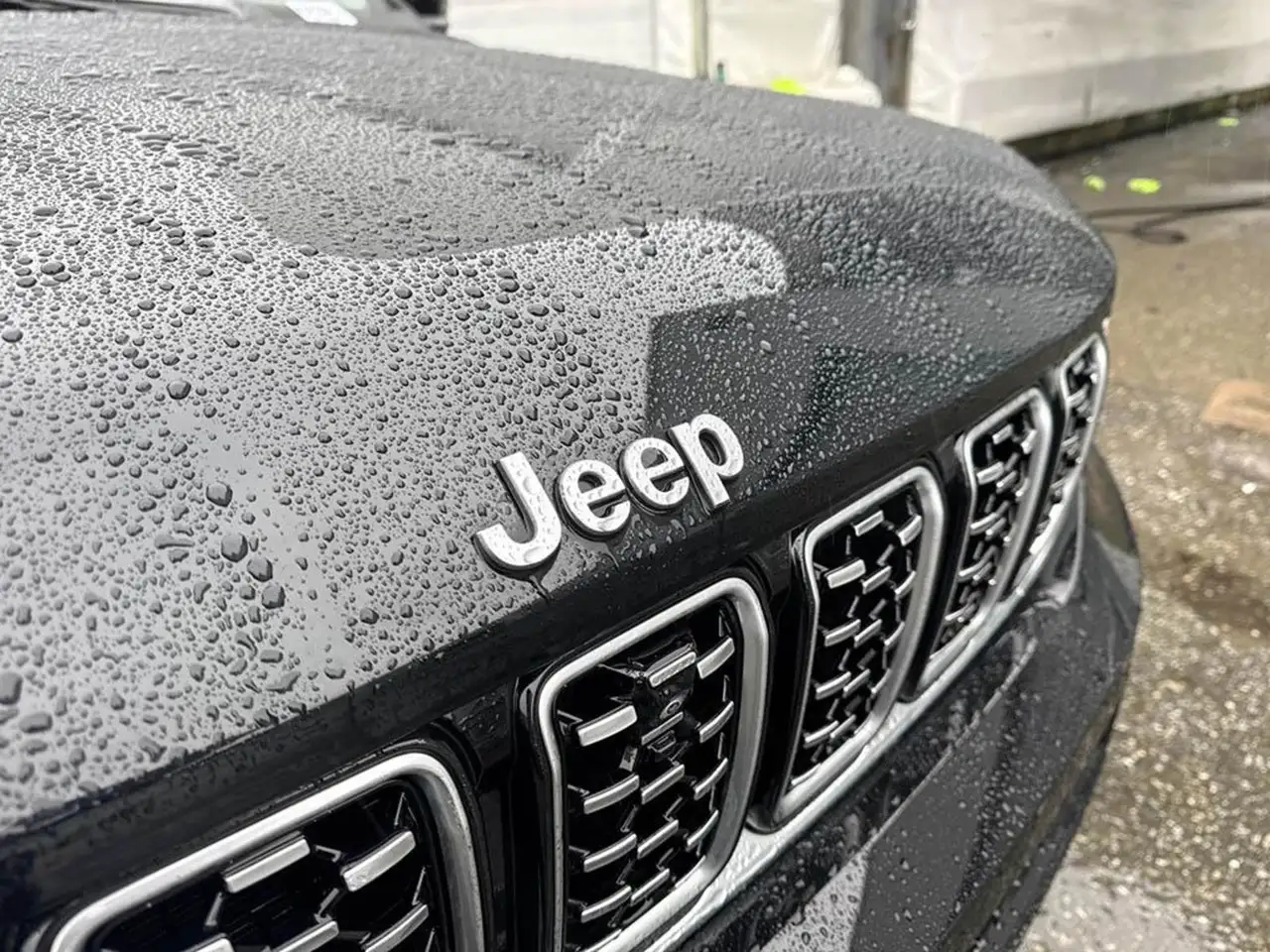 Jeep Grand Cherokee снимка Jeep Grand Cherokee