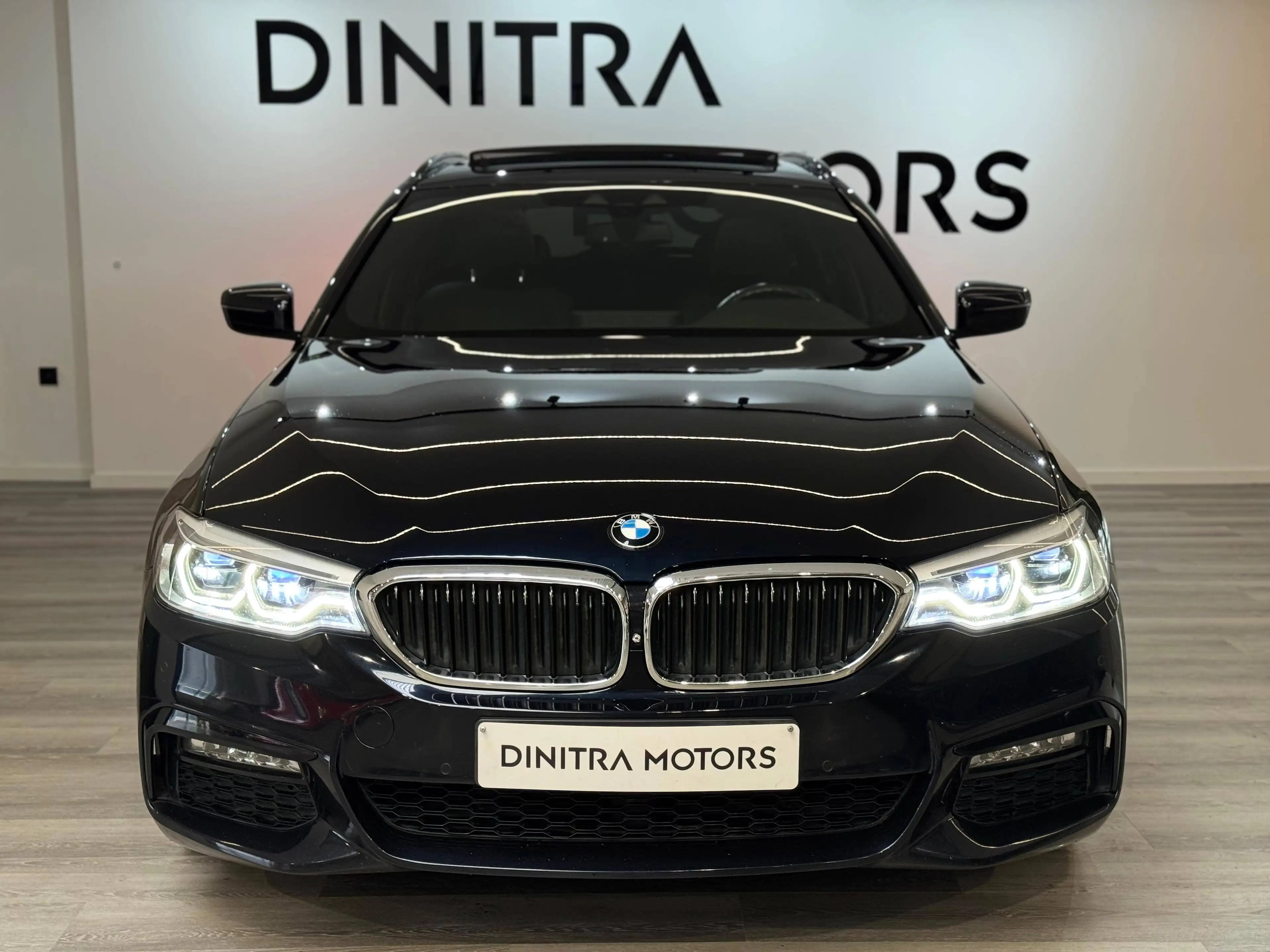 BMW 540 M Sport - Pano/Navi/Cruise/Memory/360/LED — photo 2