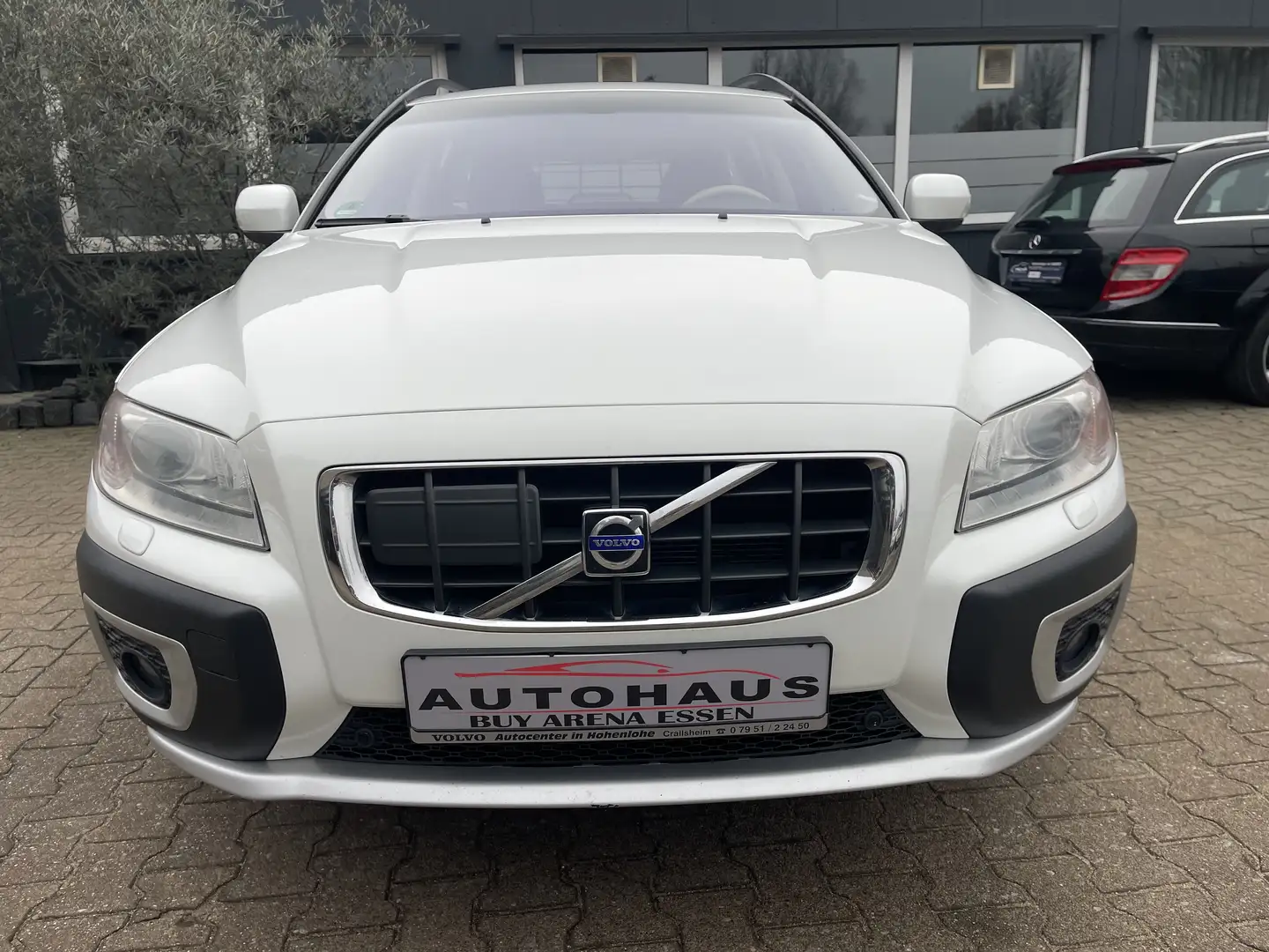 Volvo XC70 3.2 Summum AWD Automatik LPG 2.H Top Voll Weiss Bianco - 2