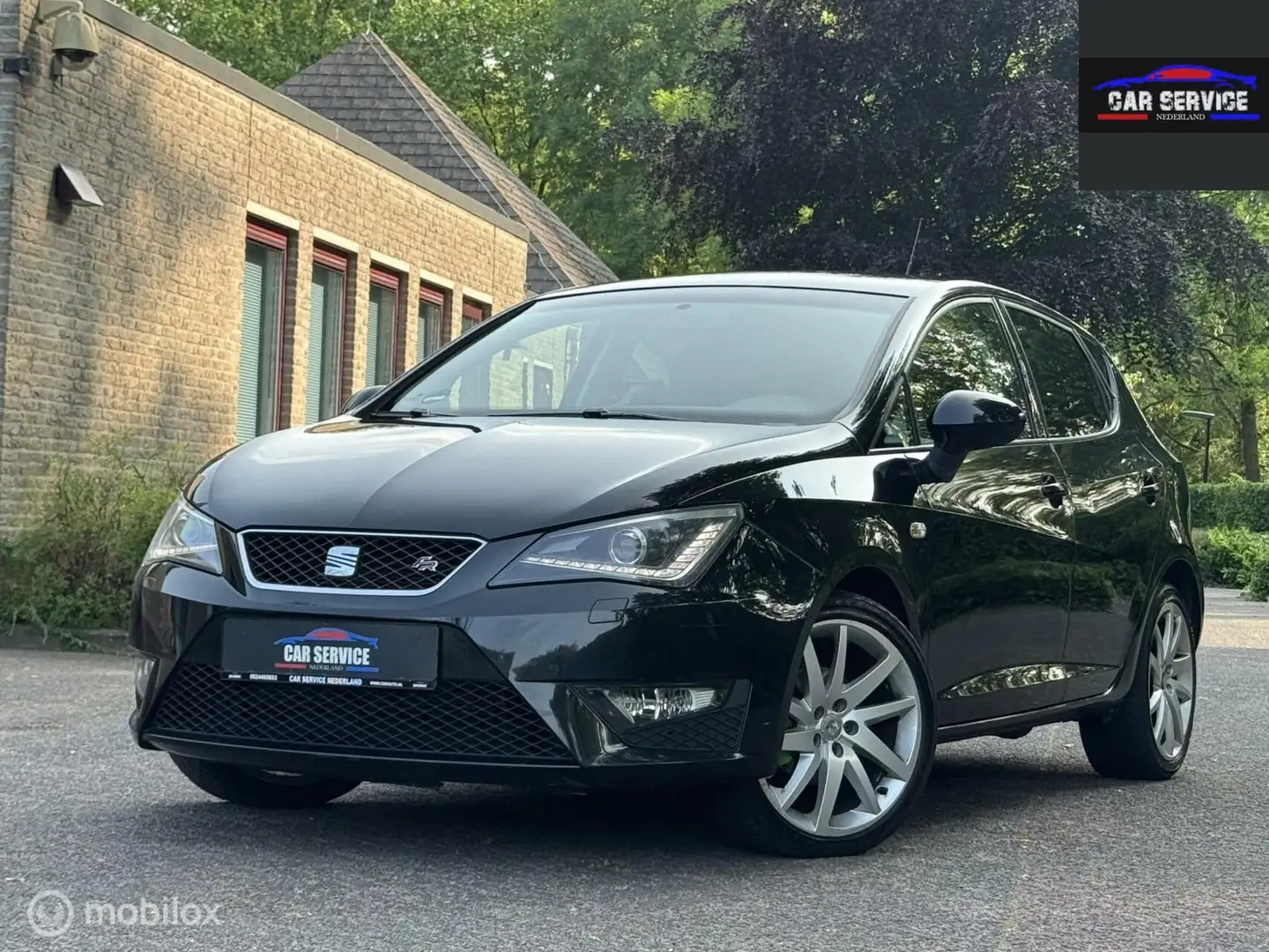 SEAT Ibiza 1.2 TSI FR 105 PK LED/NAVI/STLVW/PDC/LMV/CRUISE Schwarz - 1