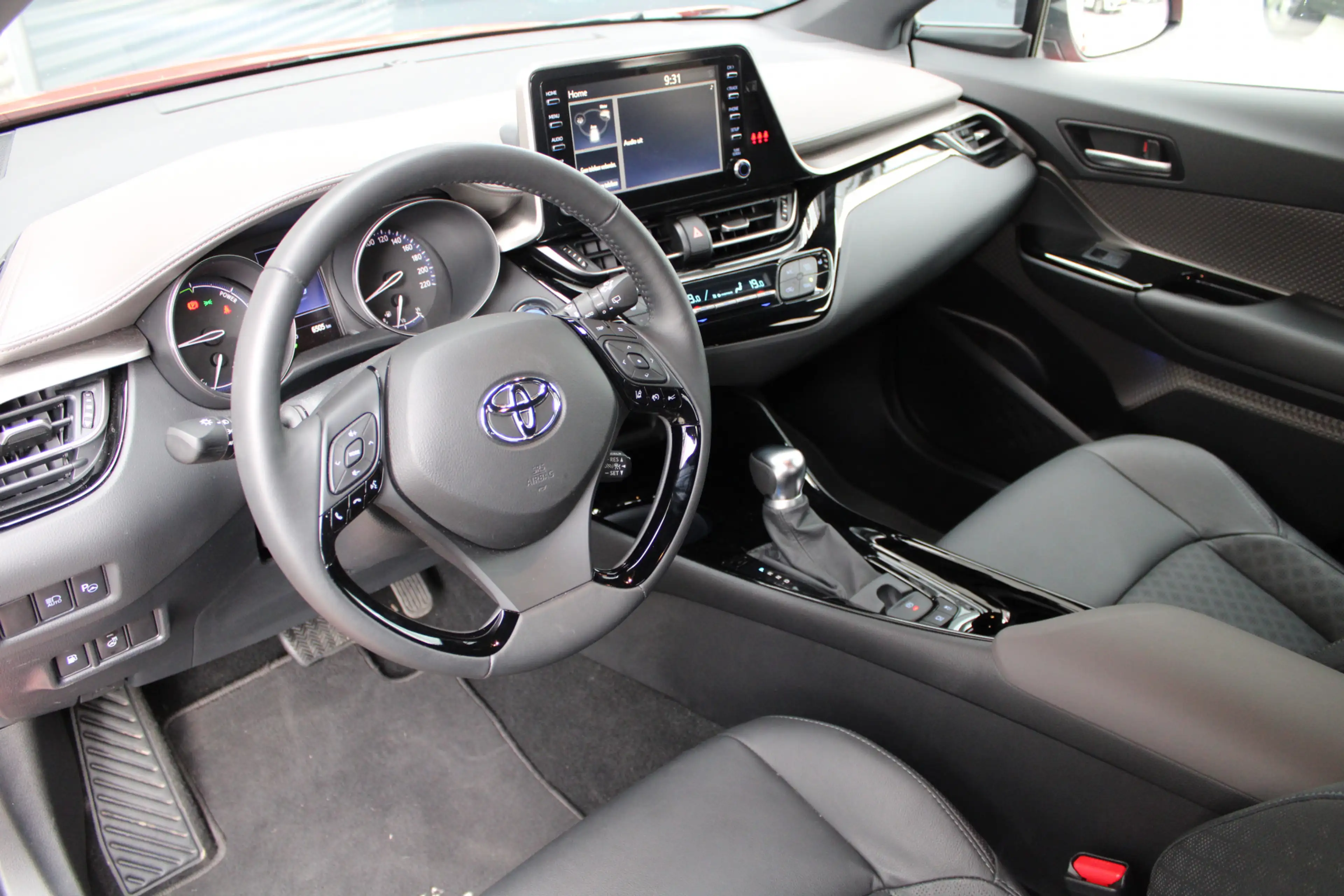 Toyota C-HR 2.0 Hybrid Launch Edition LED,LEER,JBL,NAVI/CAM — photo 11