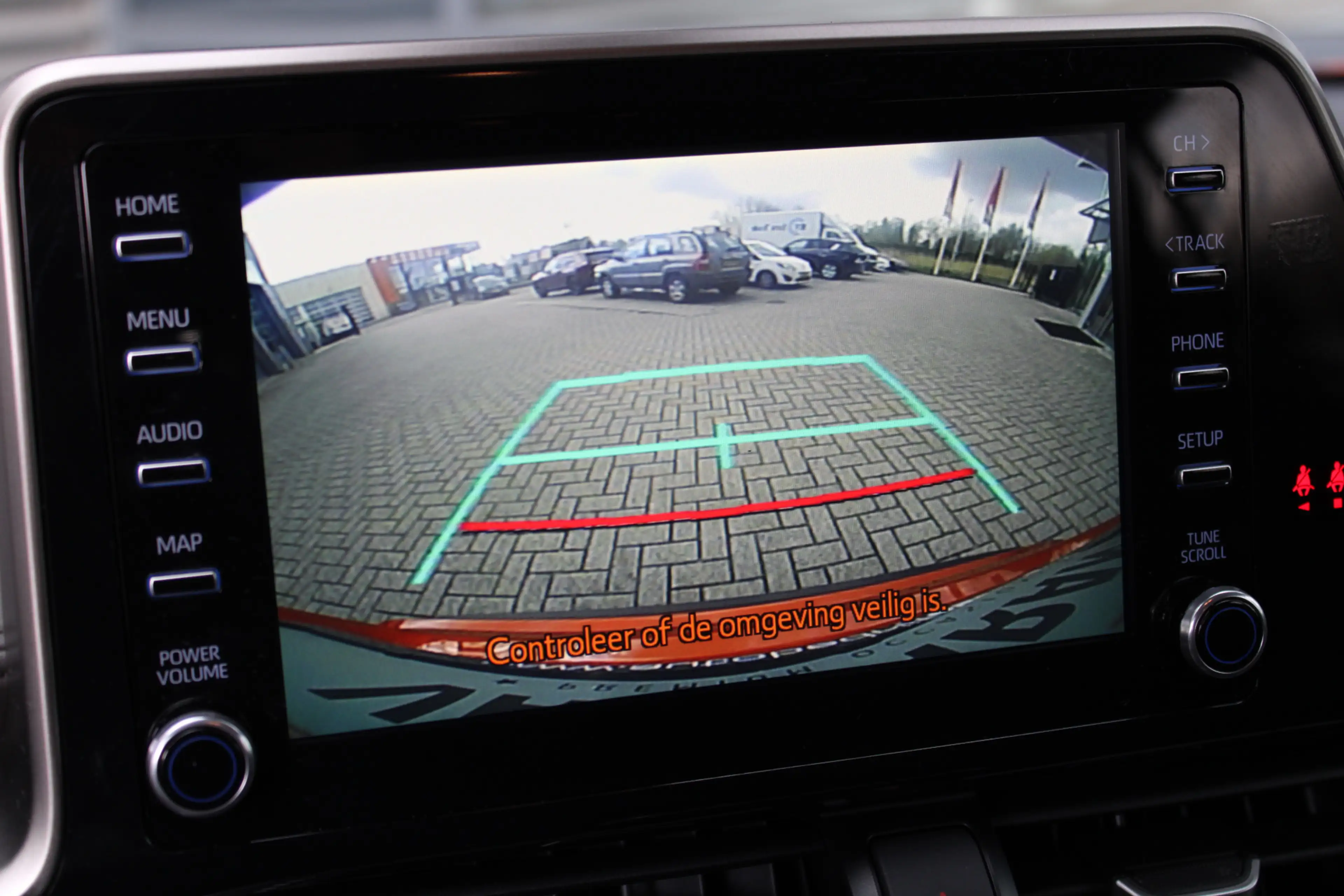 Toyota C-HR 2.0 Hybrid Launch Edition LED,LEER,JBL,NAVI/CAM — photo 12