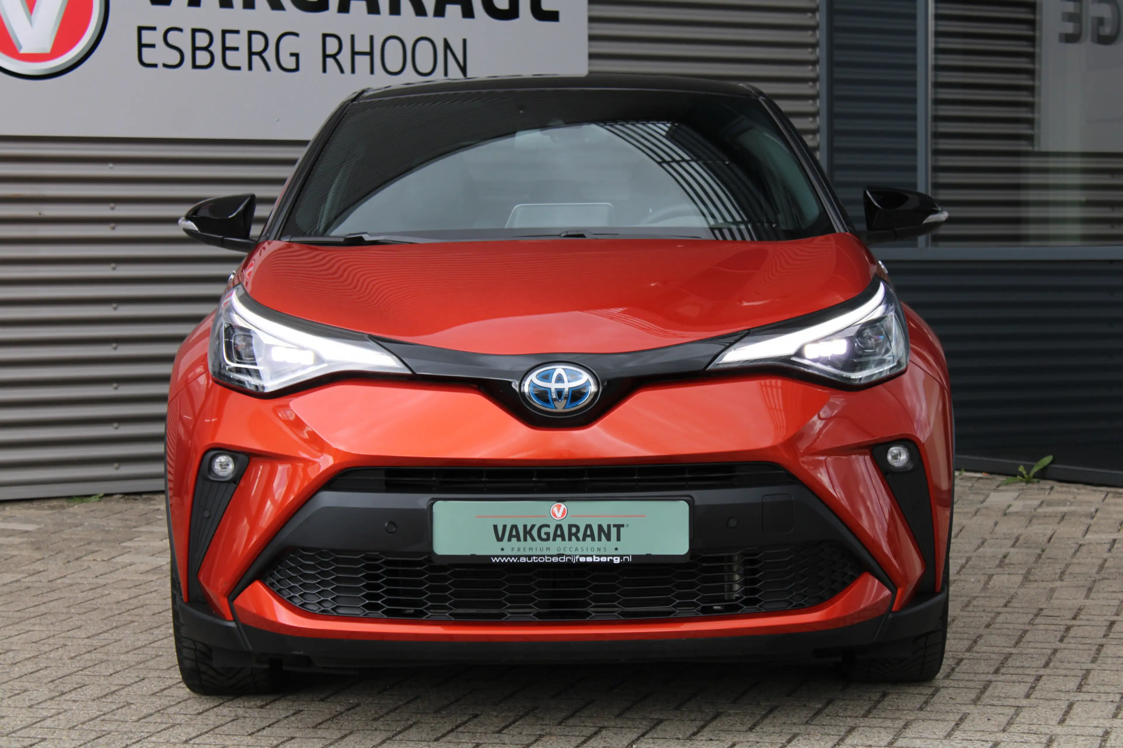 Toyota C-HR 2.0 Hybrid Launch Edition LED,LEER,JBL,NAVI/CAM — photo 2