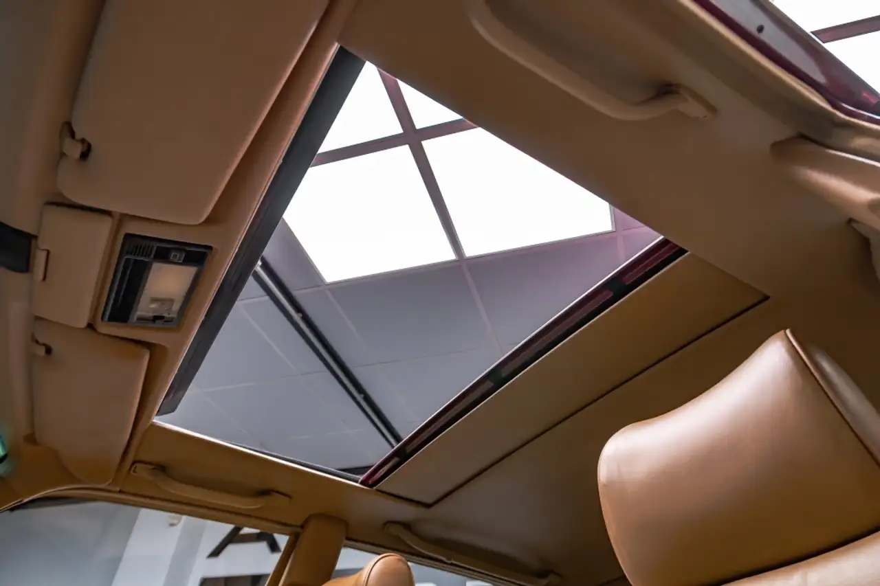 Mercedes-Benz 500 SE (126), foto 9