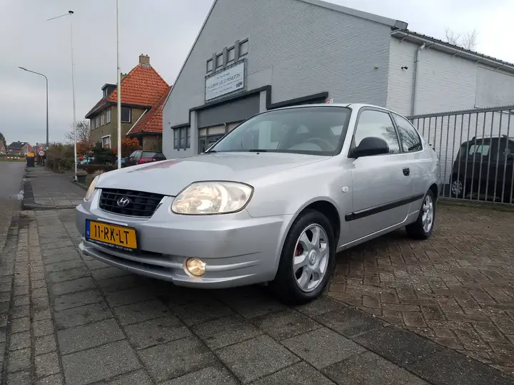 Hyundai ACCENT ACCENT 1.6i GL Sport Airco Export! NU 599,-