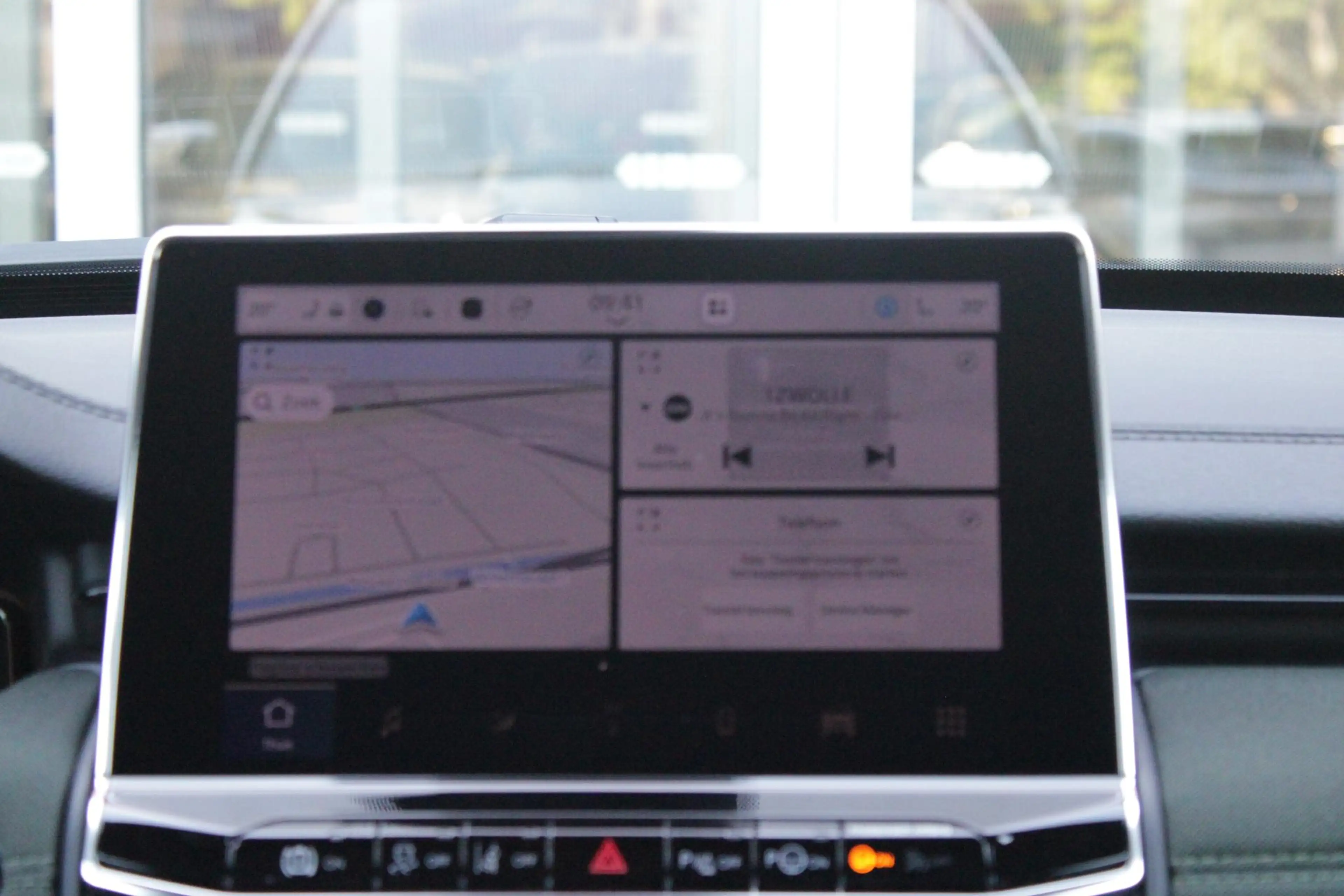 Jeep Compass 4xe 240PK Plug-in Hybrid Electric NORTH STAR | PAN — photo 40
