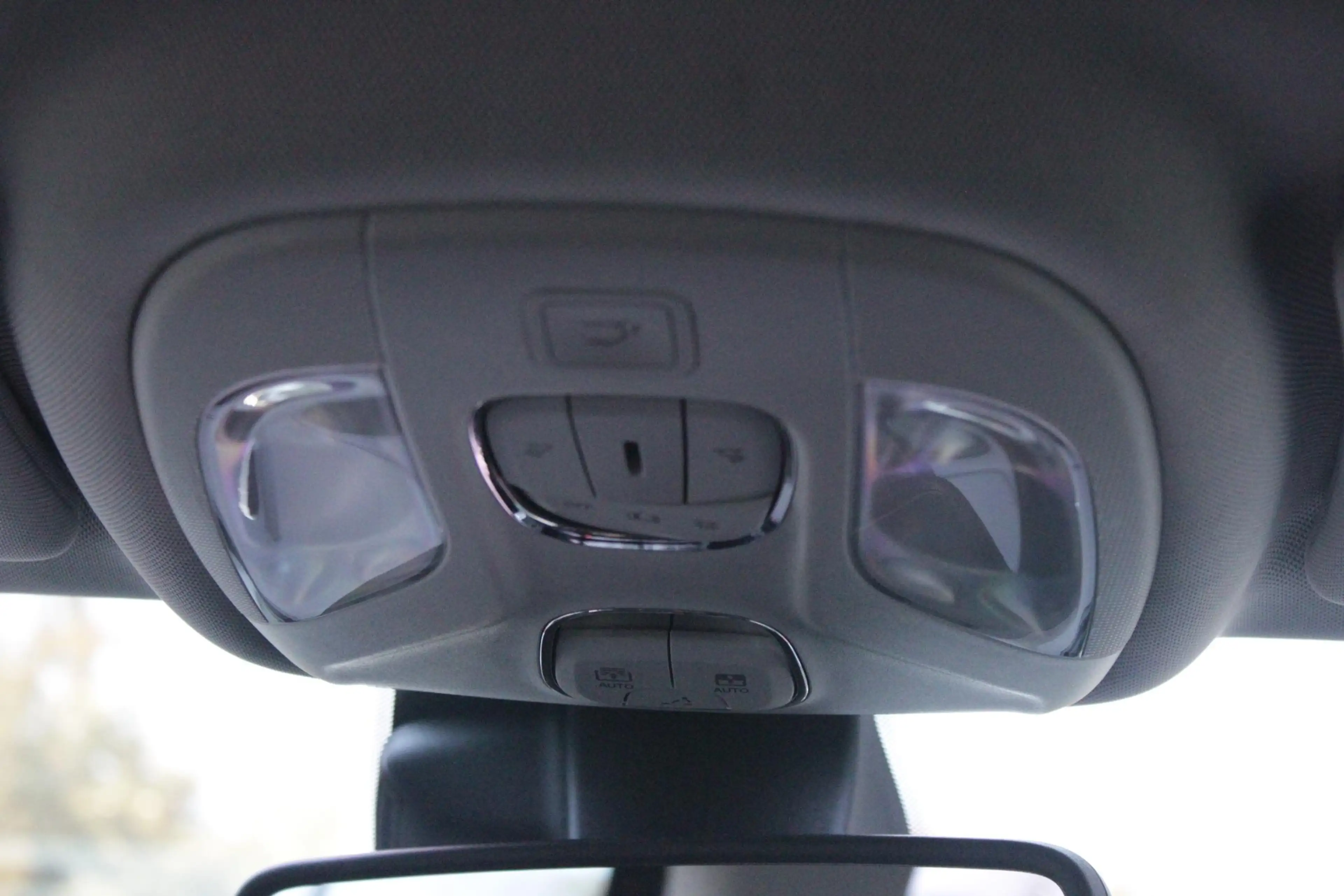Jeep Compass 4xe 240PK Plug-in Hybrid Electric NORTH STAR | PAN — photo 42