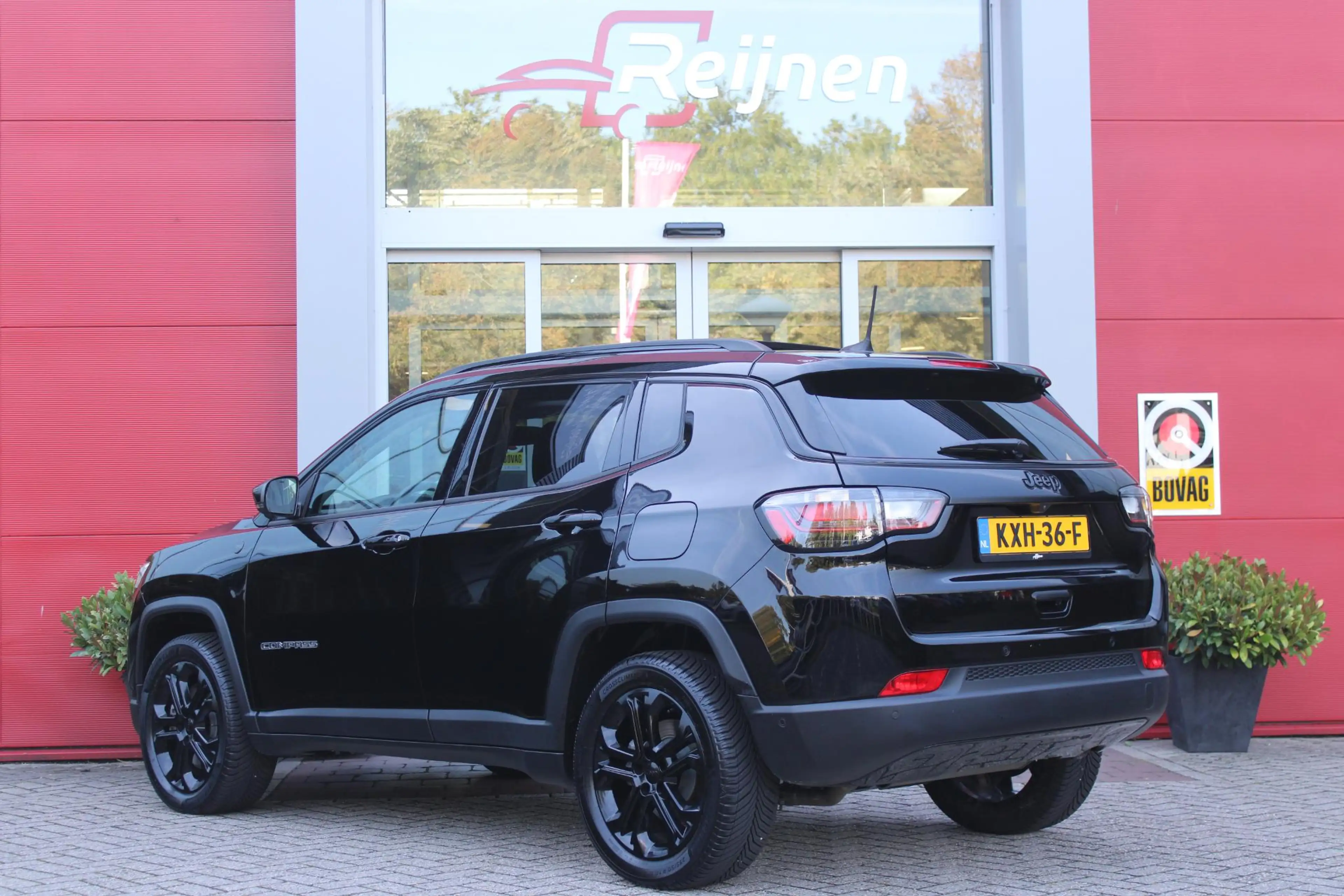 Jeep Compass 4xe 240PK Plug-in Hybrid Electric NORTH STAR | PAN — photo 14