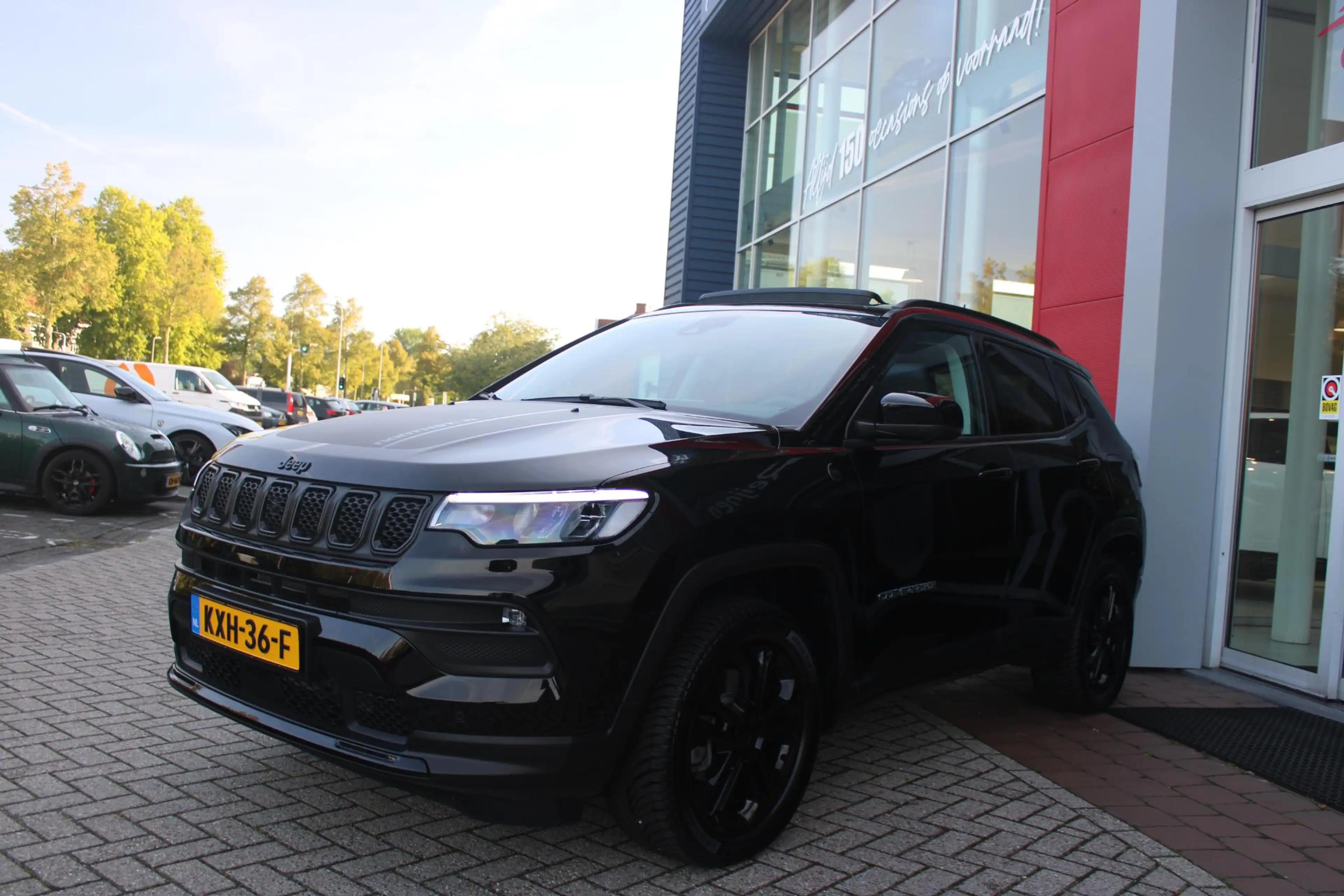 Jeep Compass 4xe 240PK Plug-in Hybrid Electric NORTH STAR | PAN — photo 29