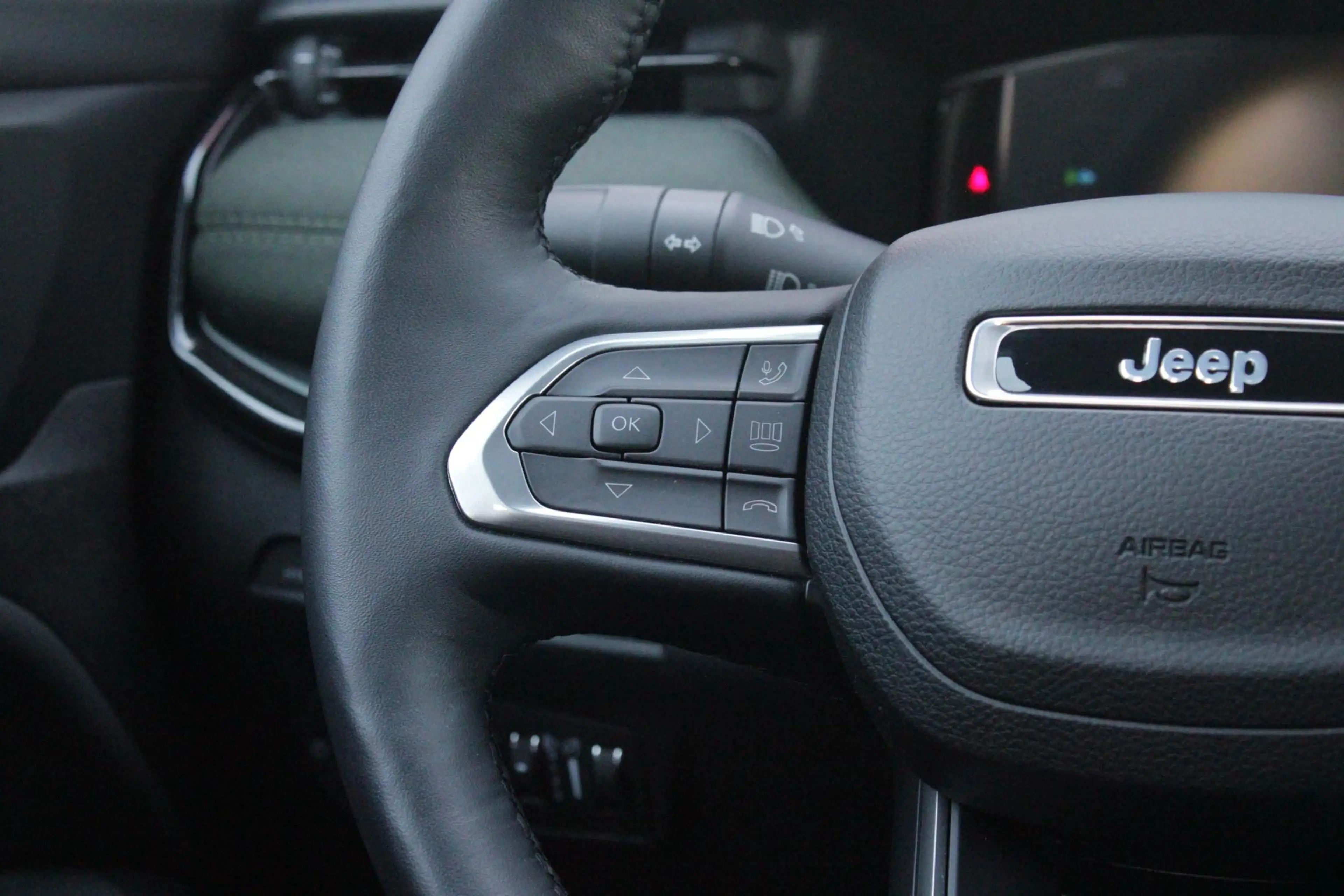 Jeep Compass 4xe 240PK Plug-in Hybrid Electric NORTH STAR | PAN — photo 39