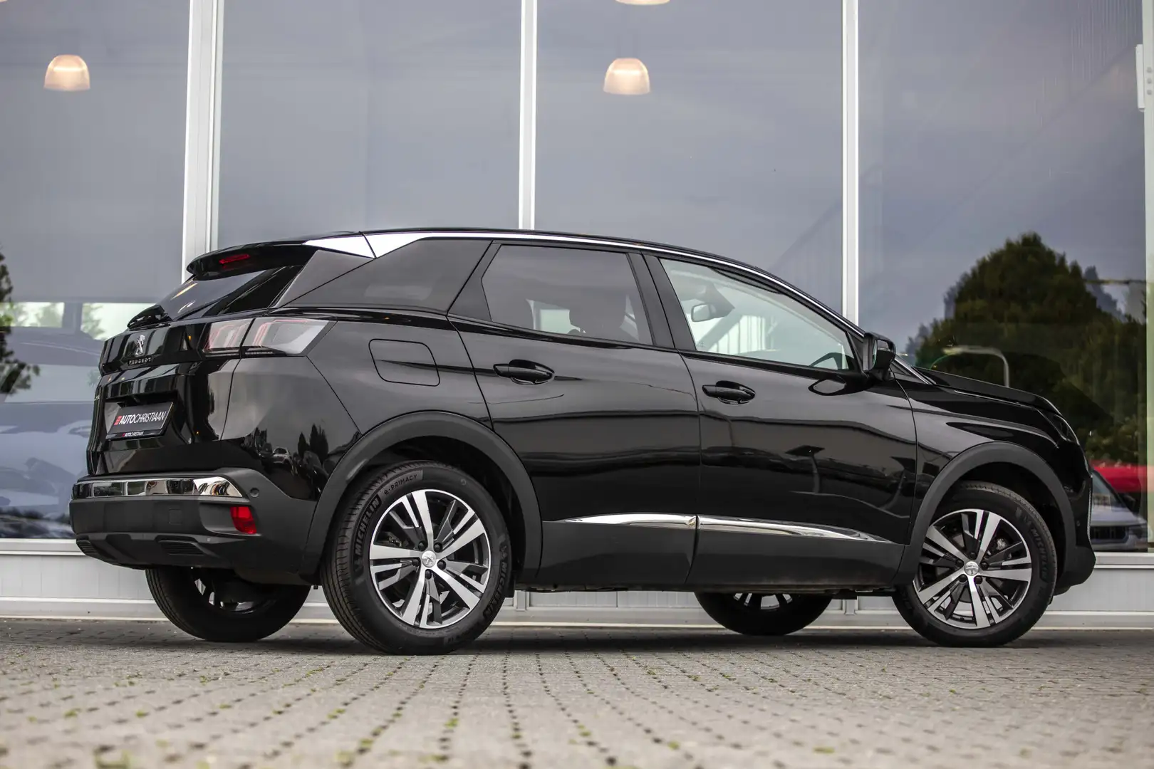 Peugeot 3008 1.2 PureTech Active Pack Business | Camera | LED | Zwart - 2