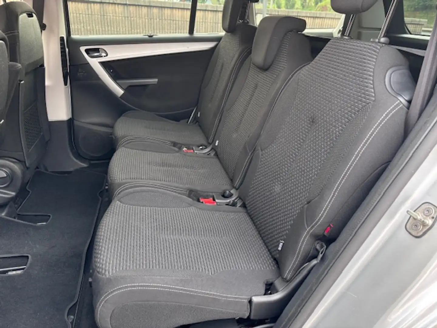 Citroen C4 Grand Picasso 1.6HDI Exclusive Gris - 2