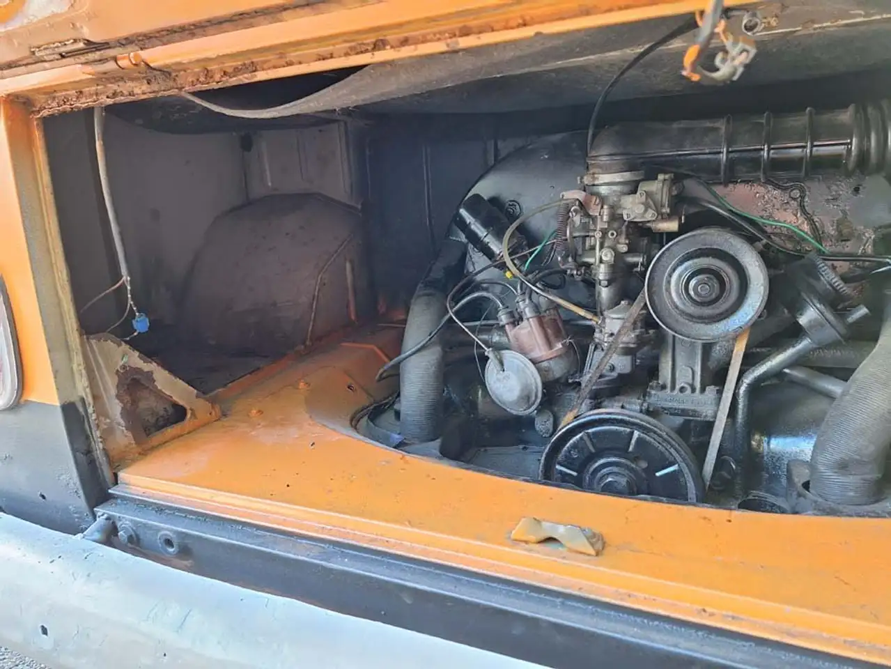 Volkswagen T2a Westfalia Scheunenfund, foto 12