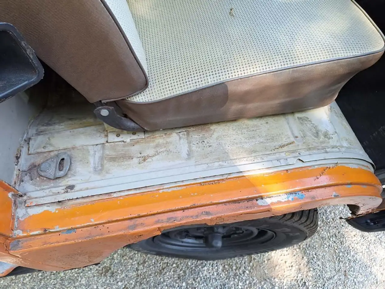 Volkswagen T2a Westfalia Scheunenfund, foto 9