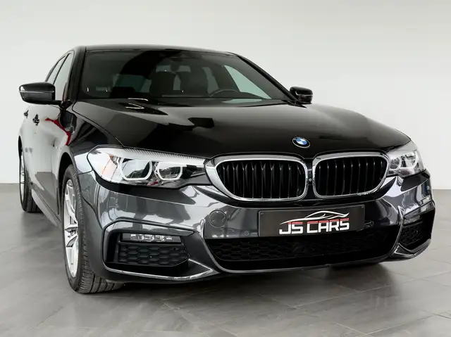 BMW 5 Series view 5
