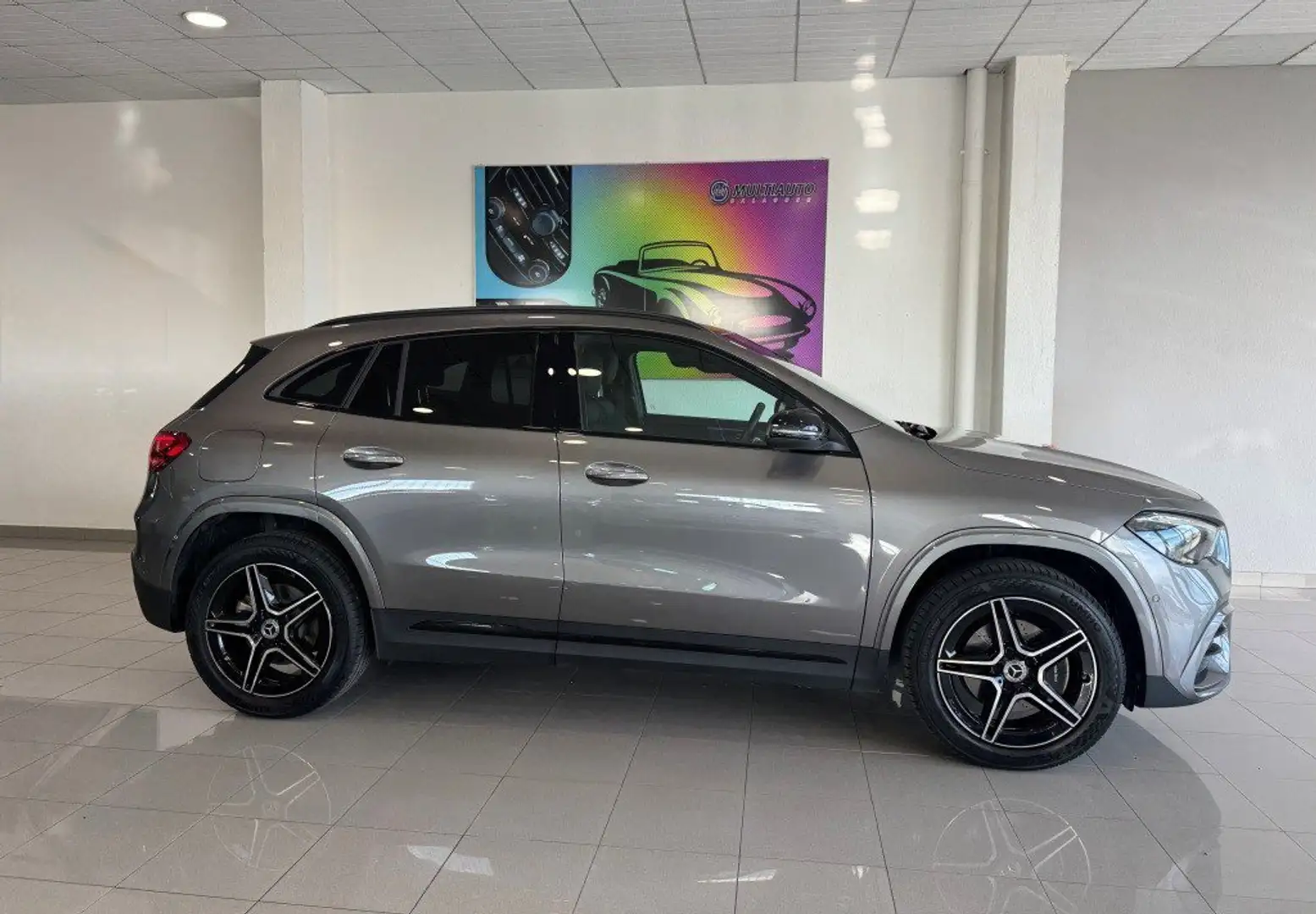 Mercedes-Benz GLA 250 250e Burdeos - 2