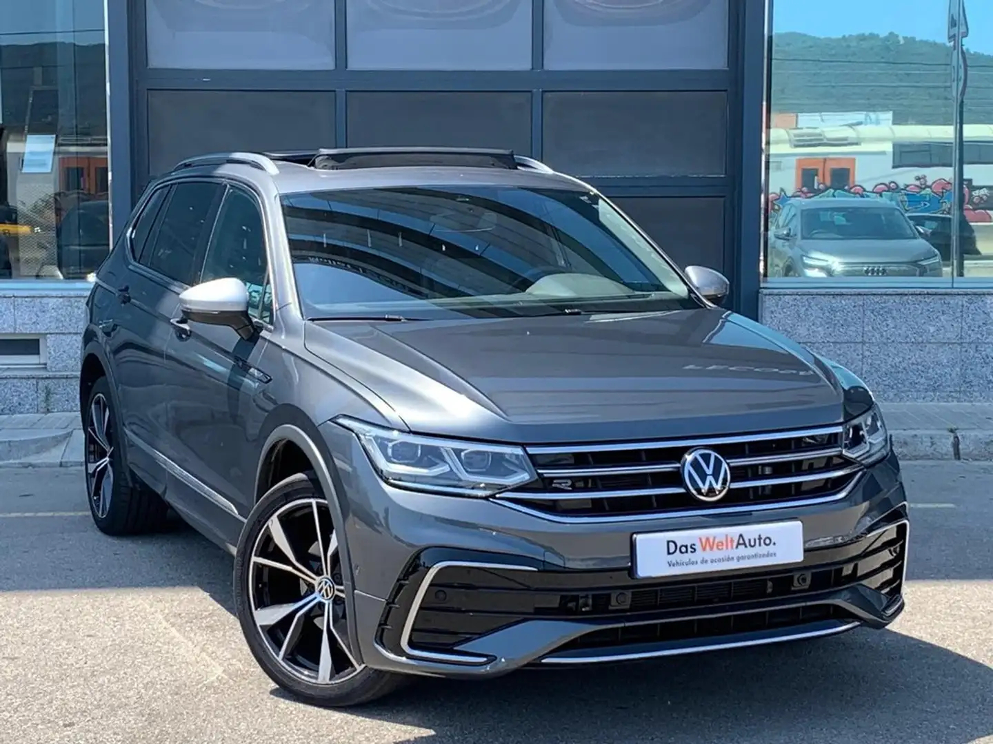 Volkswagen Tiguan Allspace 2.0TDI R-Line DSG 110kW Grijs - 2