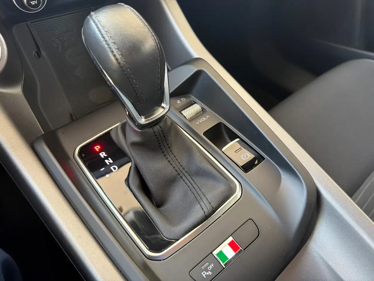 Alfa Romeo Tonale 2024 — фото 13