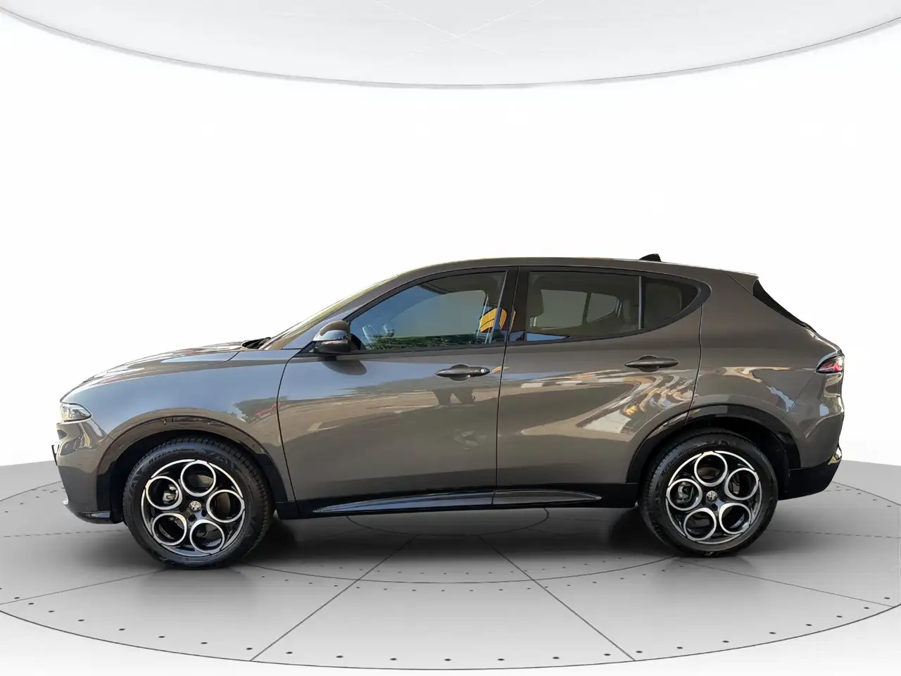 Alfa Romeo Tonale 2024