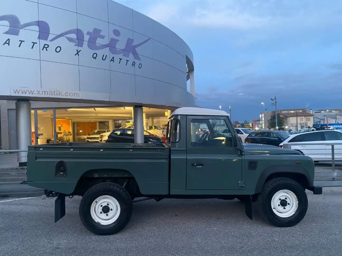 Land Rover Defender 110 2.4 TD4 High Capacity Pick-up PREZZO + IVA Verde - 2