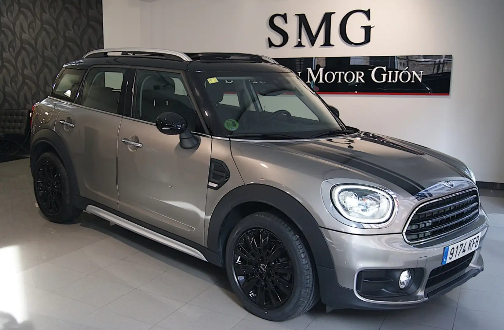 MINI Cooper Countryman D Gris - 1