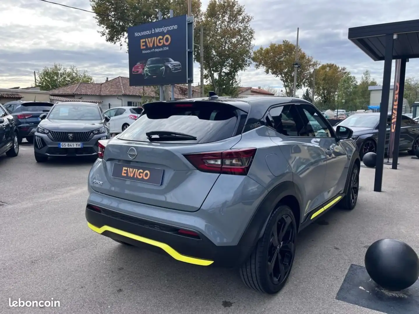 Nissan Juke II (F16) 1.0 DIG-T 114CH KIIRO CARPLAY Gris - 2