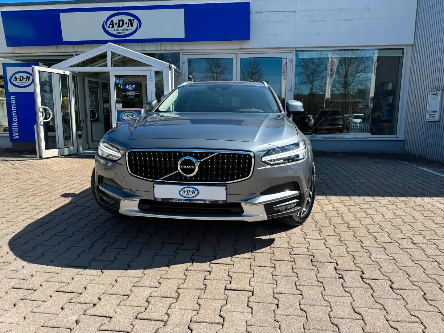 Volvo V90 Cross Country Pro T5 AWD *Leder*AHK*LED* Gri - 1