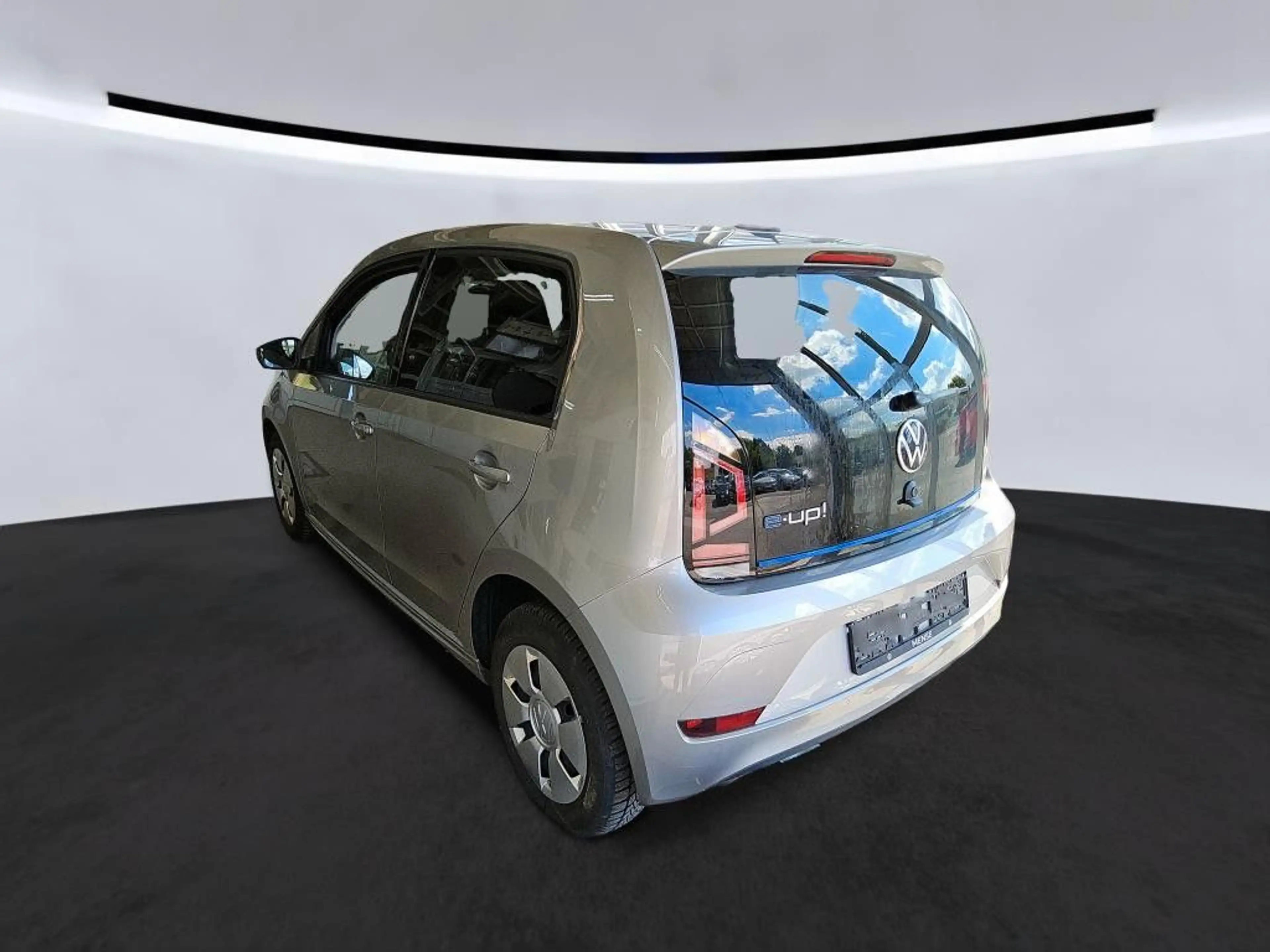 Volkswagen e-up! move Aut. Navi SHZ PDC Kamera CCS — photo 3