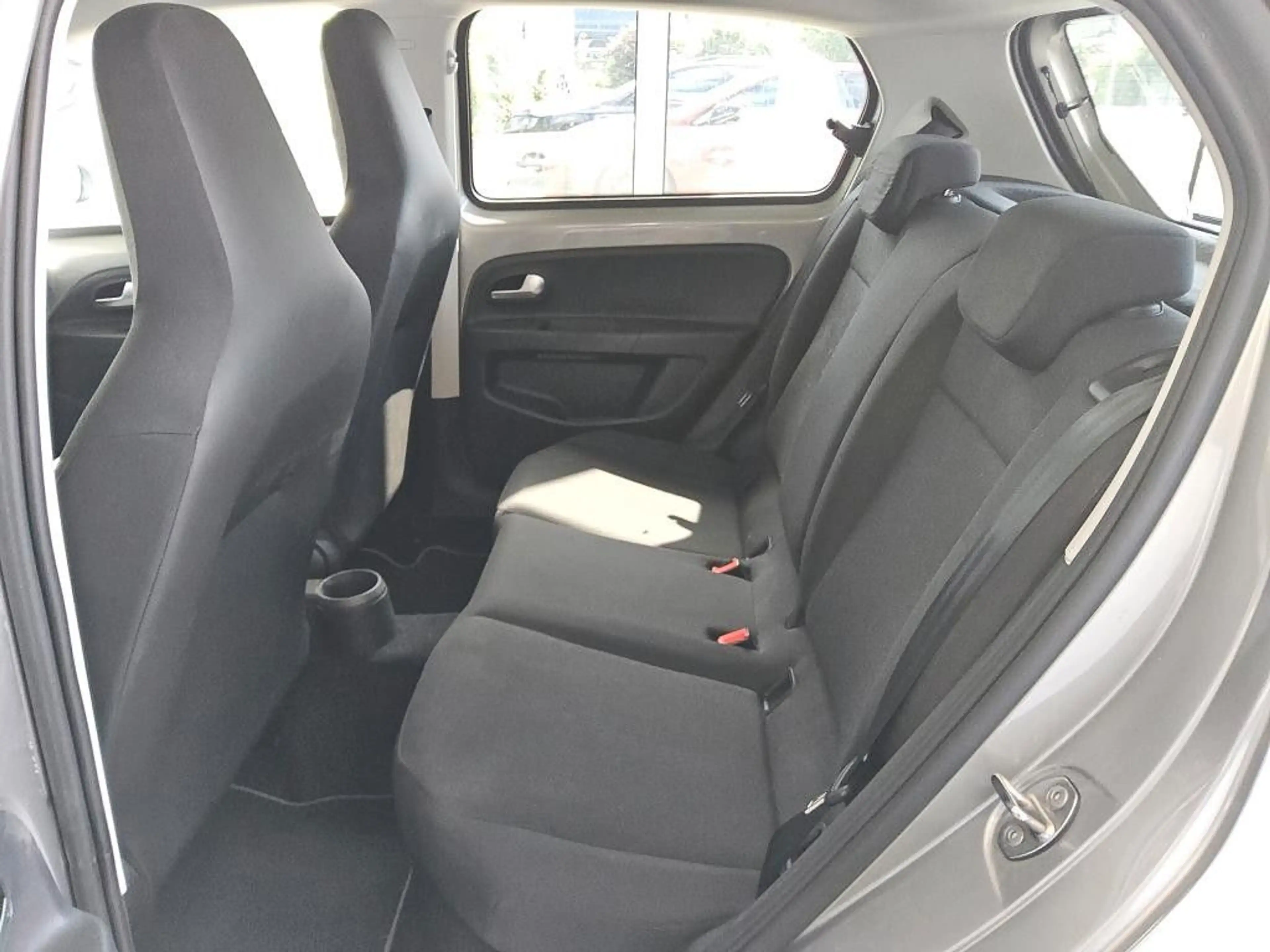 Volkswagen e-up! move Aut. Navi SHZ PDC Kamera CCS — photo 6