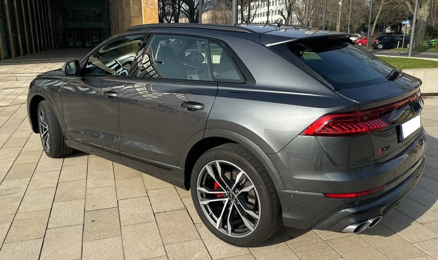 Audi SQ8 4.0 TFSI quattro Sportback - fast Vollausstattung Grau - 2