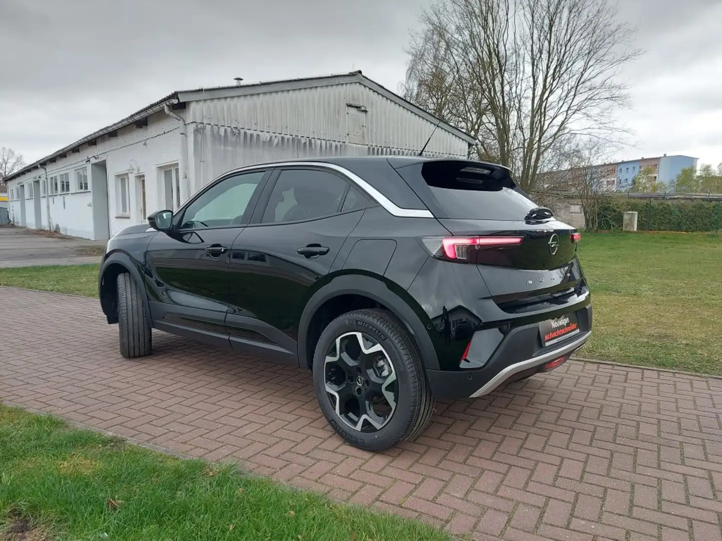 Opel Mokka 1.2 DI Turbo Aut. Ultimate+MatrixLED Schwarz - 2