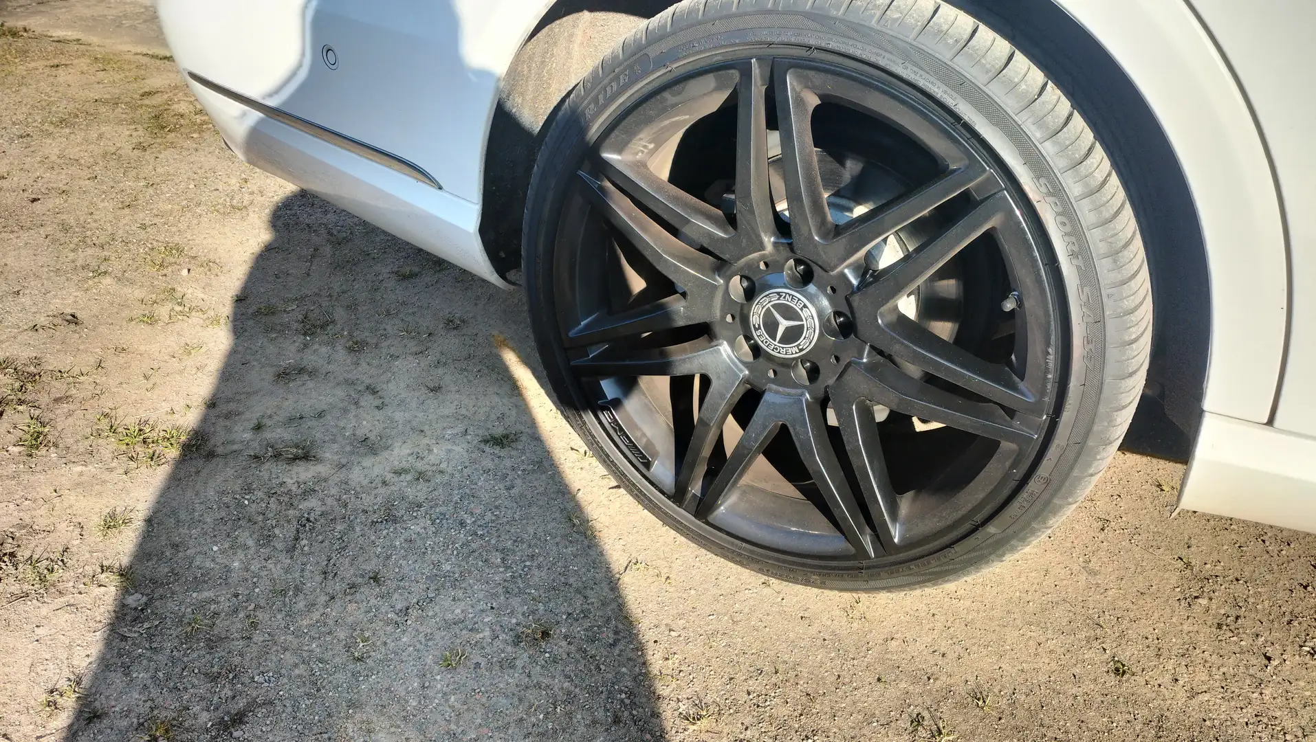 Mercedes-Benz E 250 E-Klasse T-Modell T 7G-TRONIC Avantgarde Weiß - 1