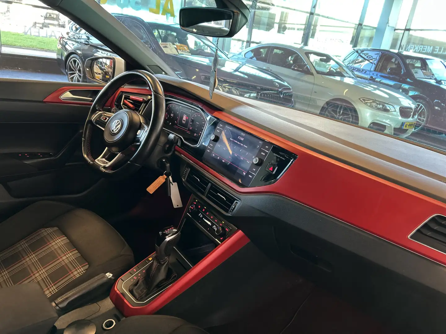 Volkswagen Polo GTI 2.0 TSI | Panoramadak | Digital dashboard | Adapti Wit - 2