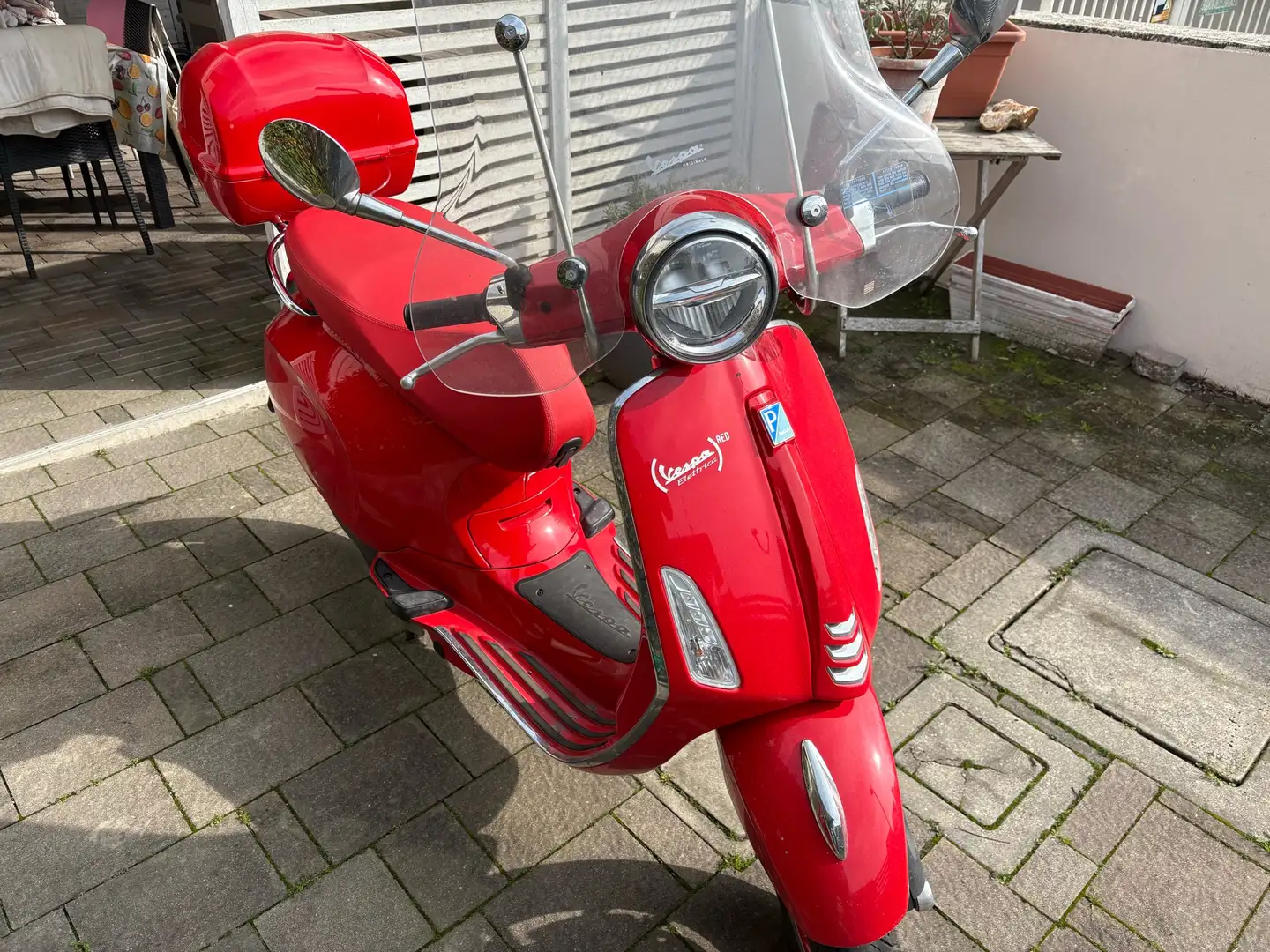 Vespa Elettrica 70 km/h red - 2