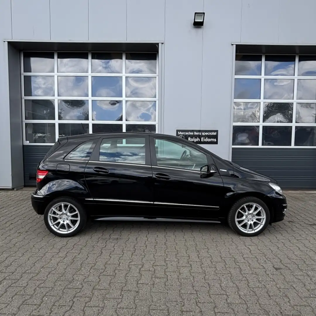 Mercedes-Benz B 160 BlueE. Bns Cl. Negru - 2