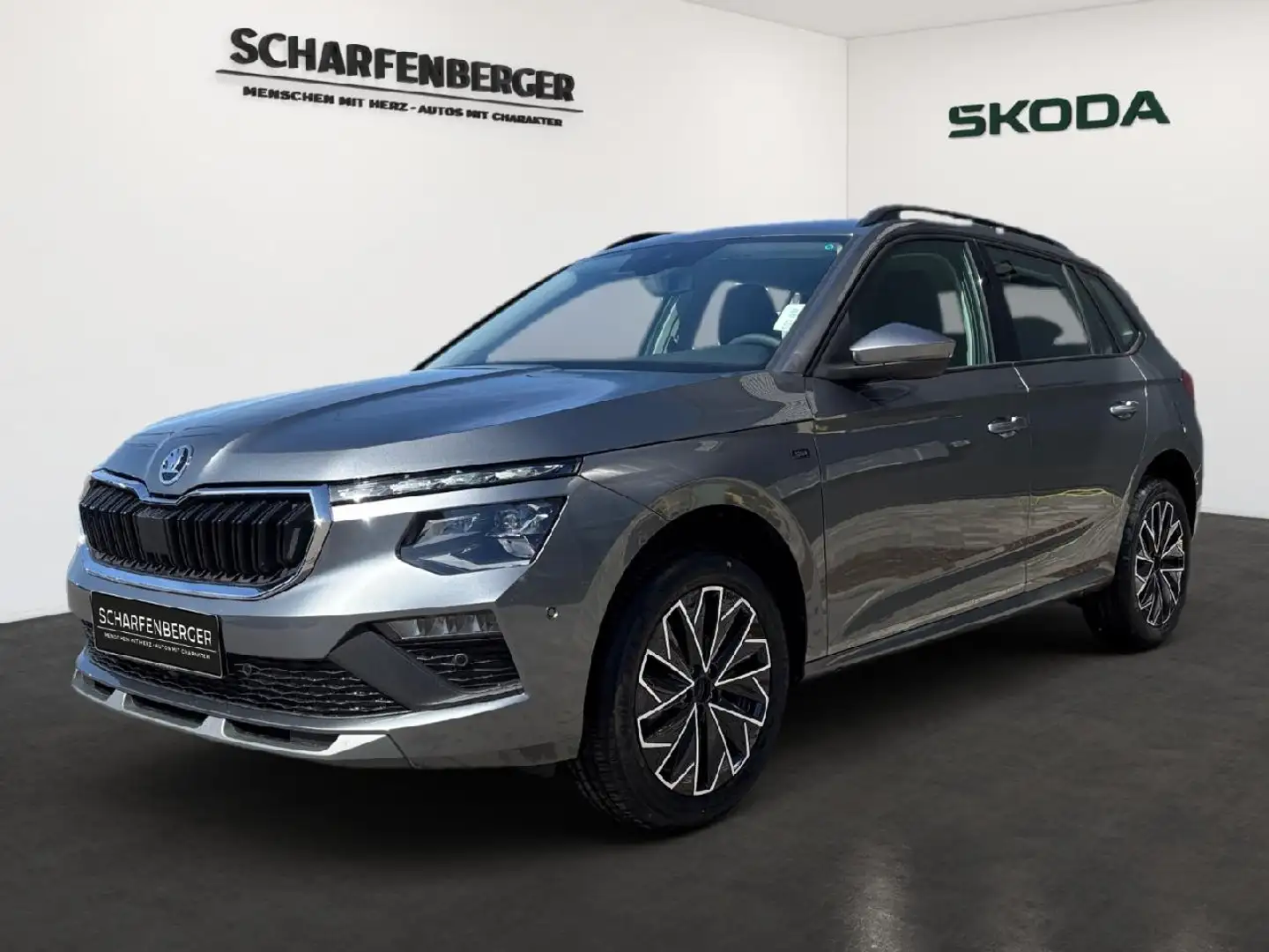 Skoda Kamiq Kamiq Tour 1,0TSI 85kW *ACC;NAVI;SHZ* Grau - 1