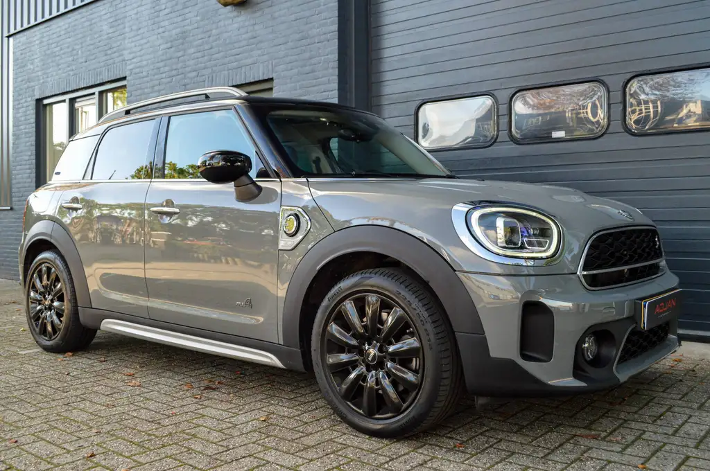 Mini Countryman SE All4 2021 из Европы — купить под ключ