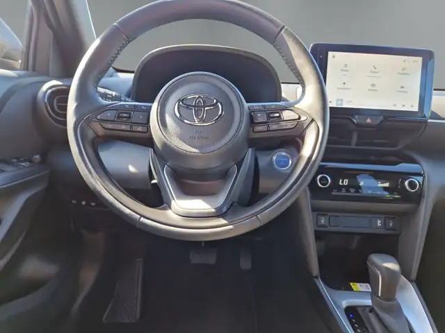 Toyota Yaris Cross view 14