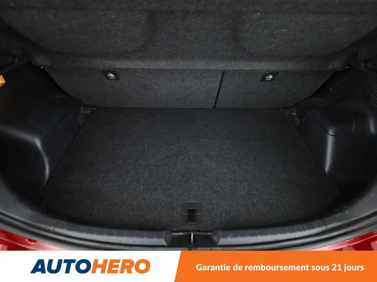 Toyota Yaris Yaris — photo 17