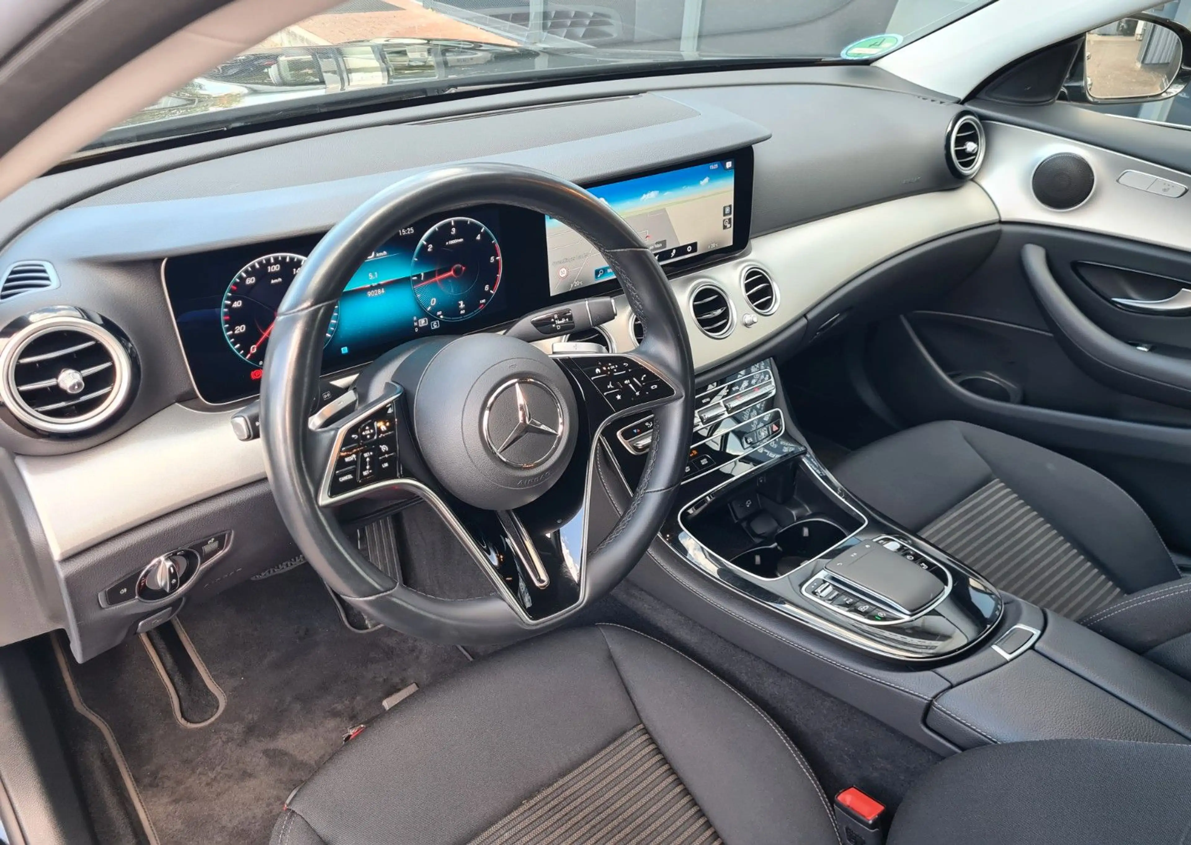 Mercedes-Benz E 200 d T - 9G Tronic - WIDE - AHK - 8 x ALU — photo 10