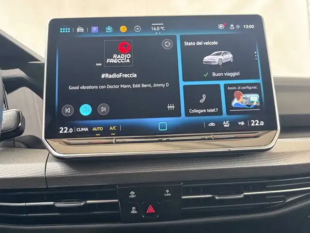 Volkswagen Golf view 25