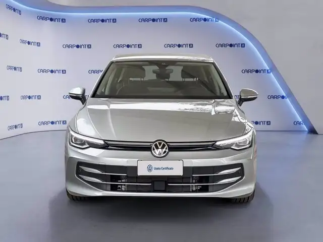 Volkswagen Golf view 3