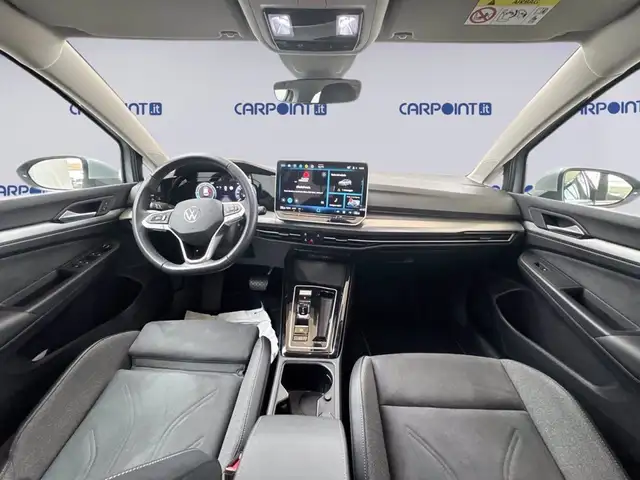 Volkswagen Golf view 11