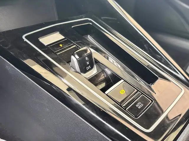 Volkswagen Golf view 26
