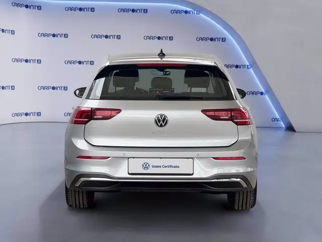 Volkswagen Golf view 5