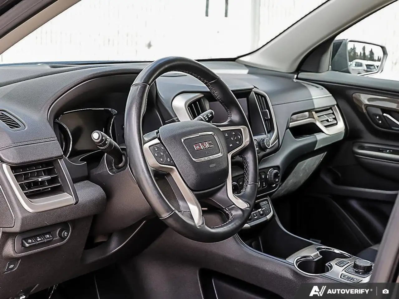 GMC Terrain снимка GMC Terrain