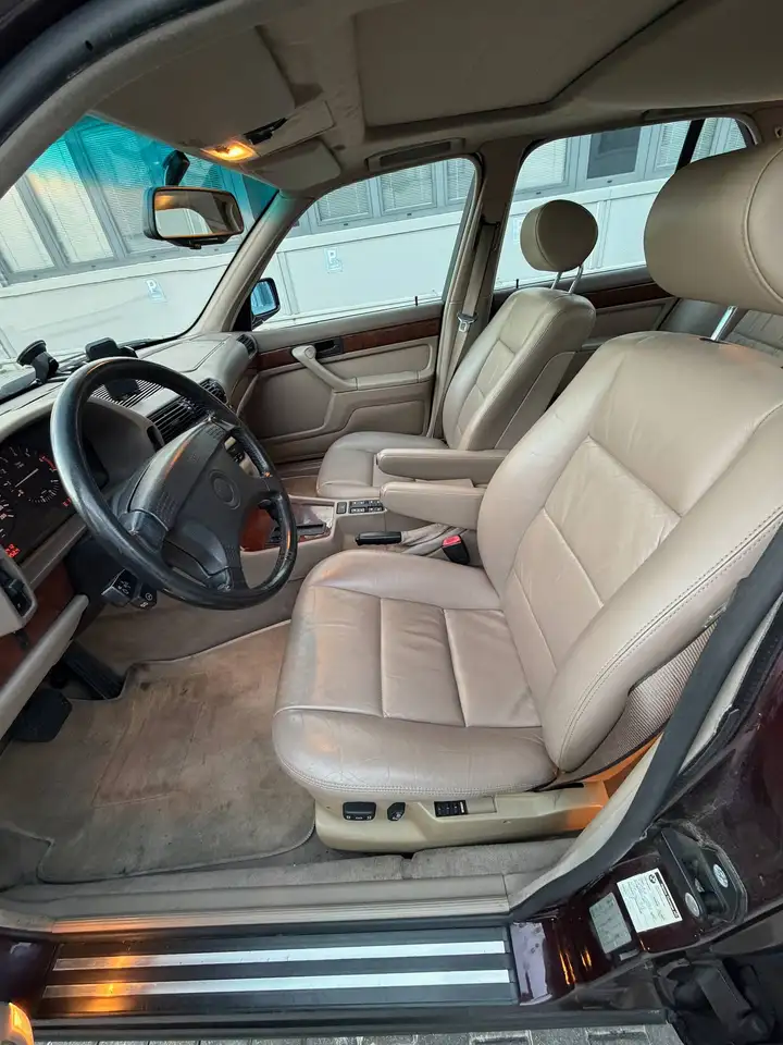 BMW 750i, foto 9